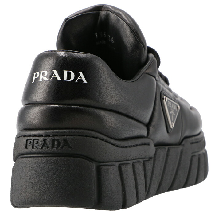 楽天市場】プラダ PRADA スニーカー パデッドレザー 三角ロゴ レース