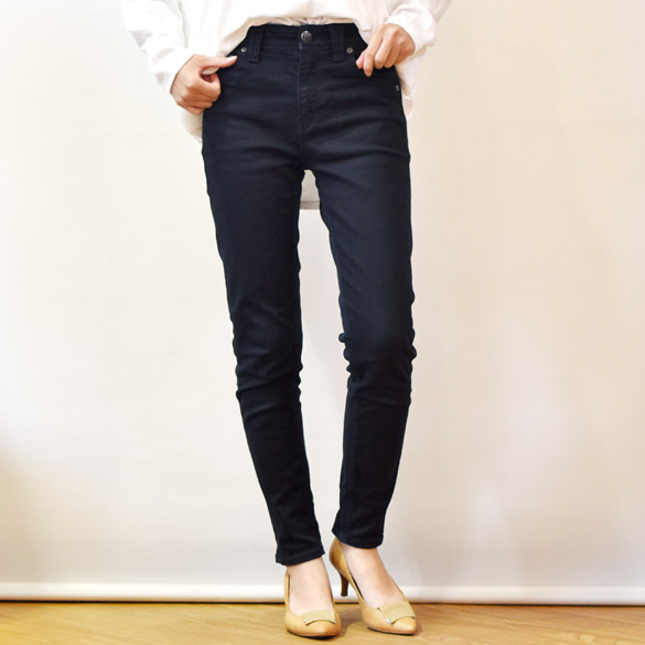 楽天市場】YANUK ヤヌーク RUTH スリムテーパード ブラックBLK(yn017