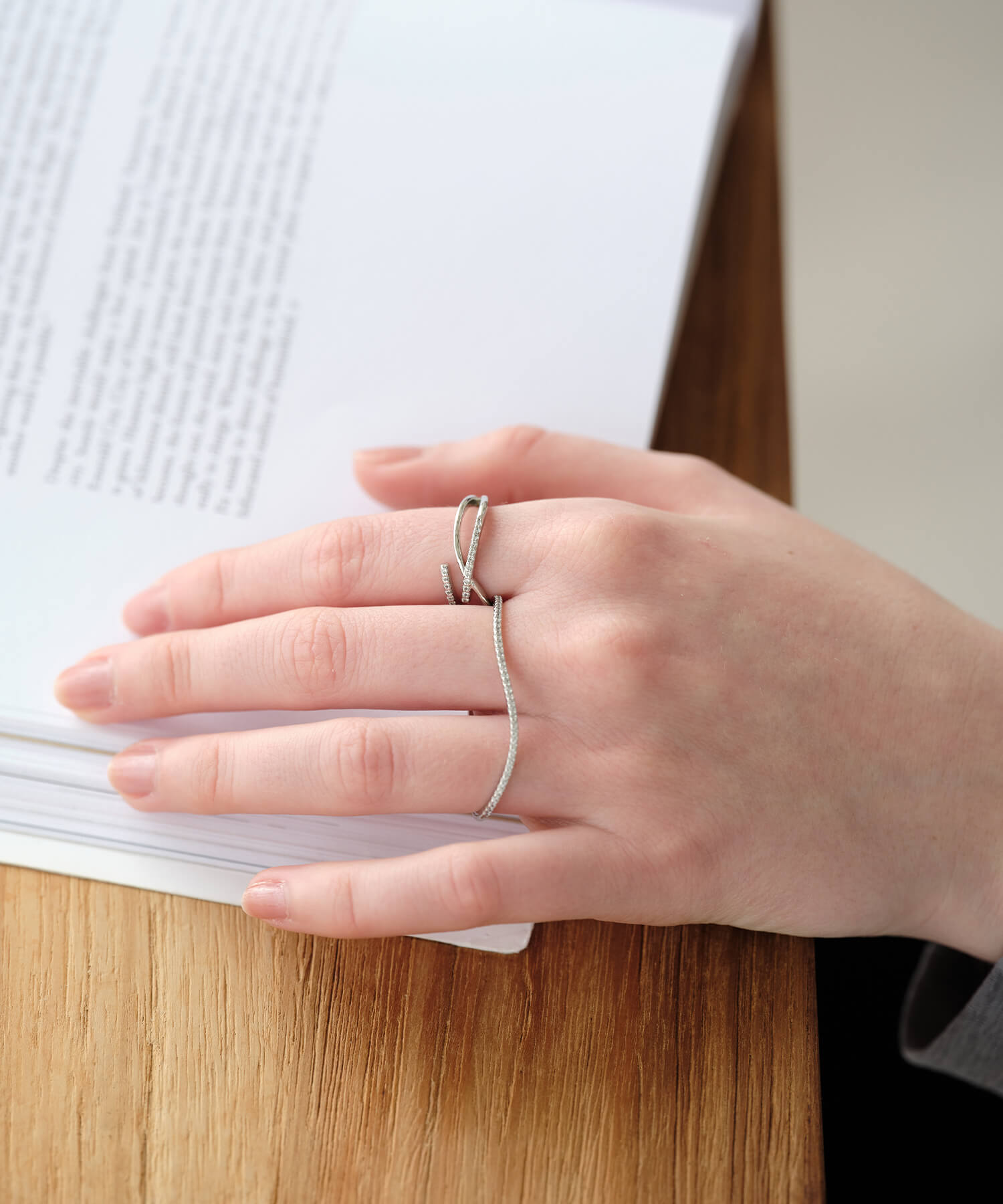 楽天市場】ビジューライン ダブルフィンガーリング 指輪 レディース