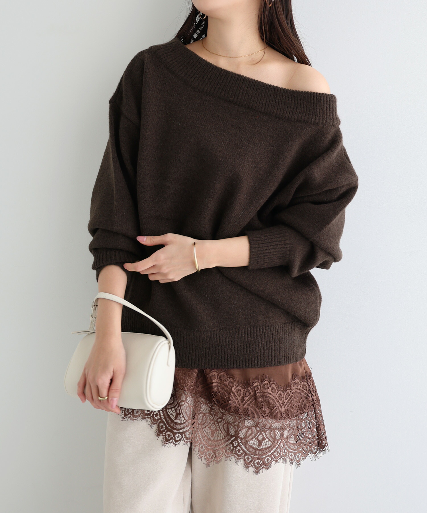 楽天市場】オフショルダー トップス（カラーブラウン）（ニット