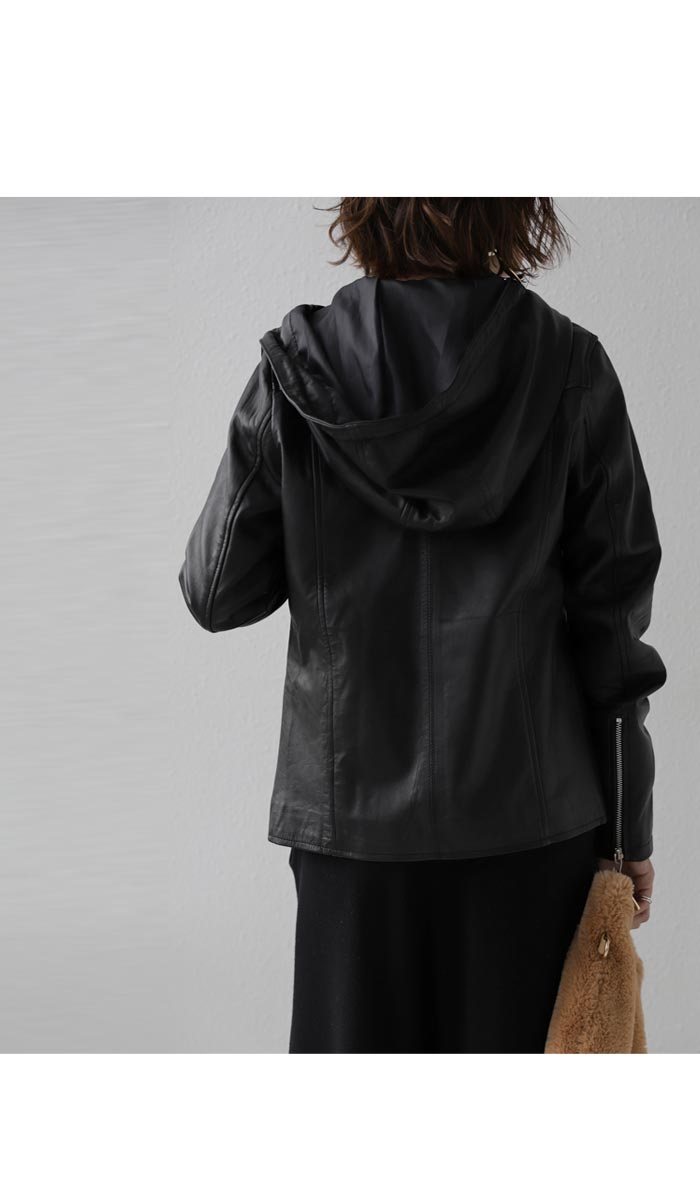 楽天市場】本革。デイリーに取り入れる新感覚デザイン。フーデット