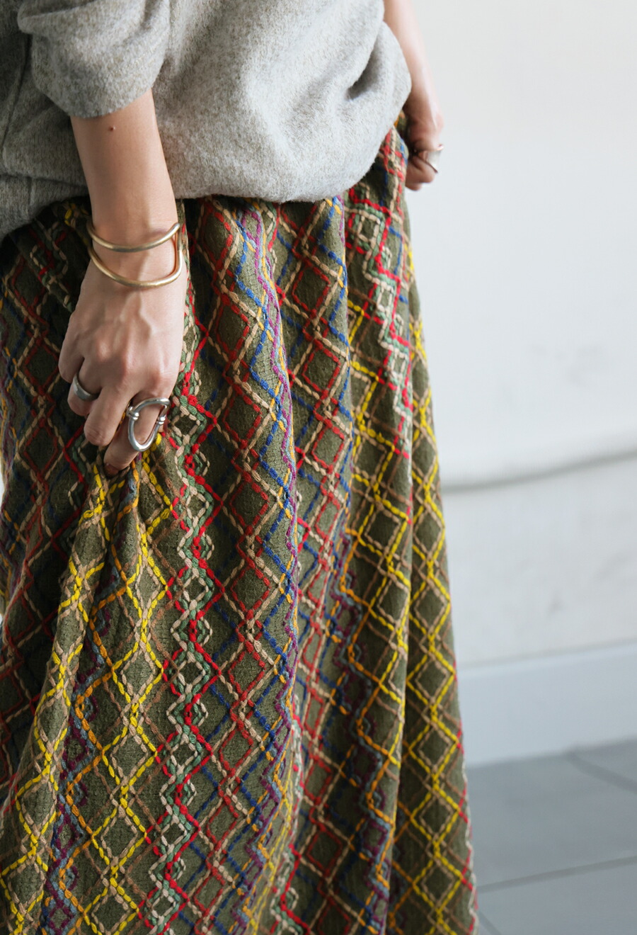 楽天市場】カラフル刺繍 ロングスカート レディース フレア 送料無料