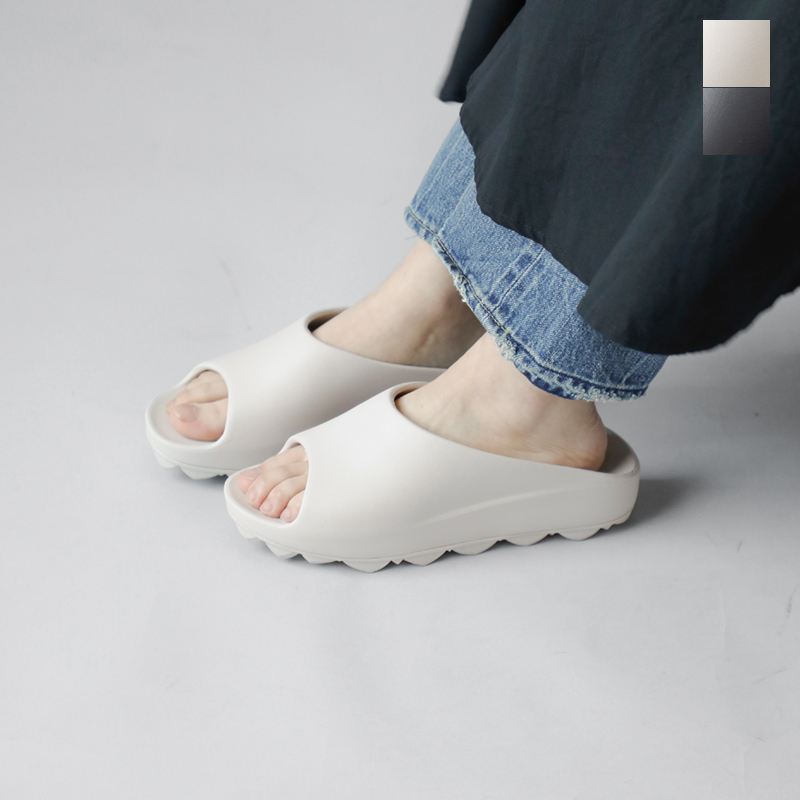 楽天市場】PPACO パコ オープントゥ エア スタッドソール スライド