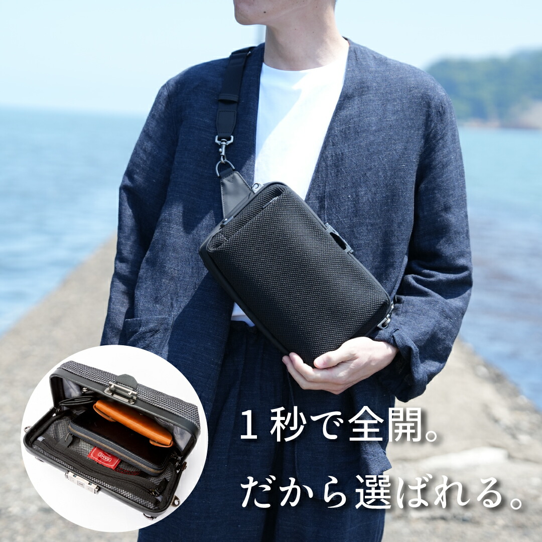 【美品】ARTPHERE グレー ショルダーバッグ ARTPHERE（アートフィアー） ショルダーバッグ メンズ 斜め掛け