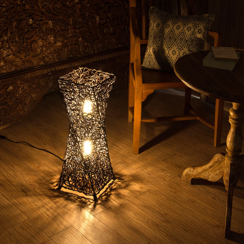 楽天市場】フロアライト ツイストタイプ Mサイズ 籐 ラタン製 LED 対応