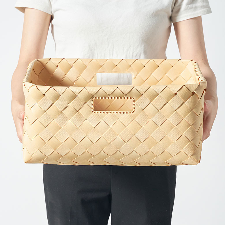 楽天市場】バスケット 洗える カゴ 白樺風 籠 持ち手付き ポリエチレン