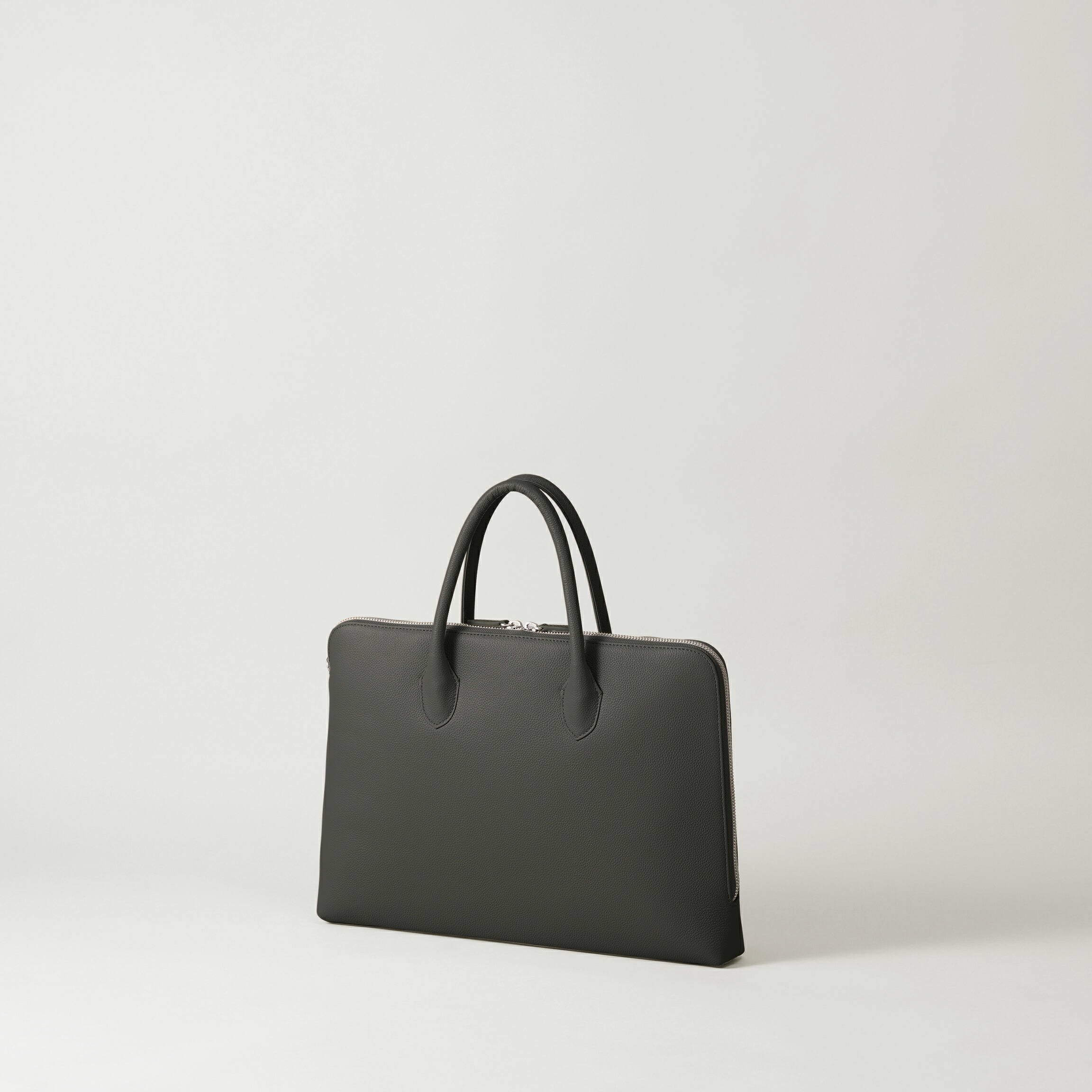 楽天市場】【撥水牛本革】スリムブリーフケース PCバッグ 14インチPC