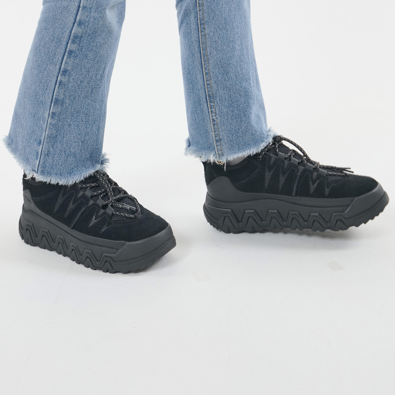 楽天市場】UGG W CAPTRAIL LOW アグ スニーカー キャップ トレイル