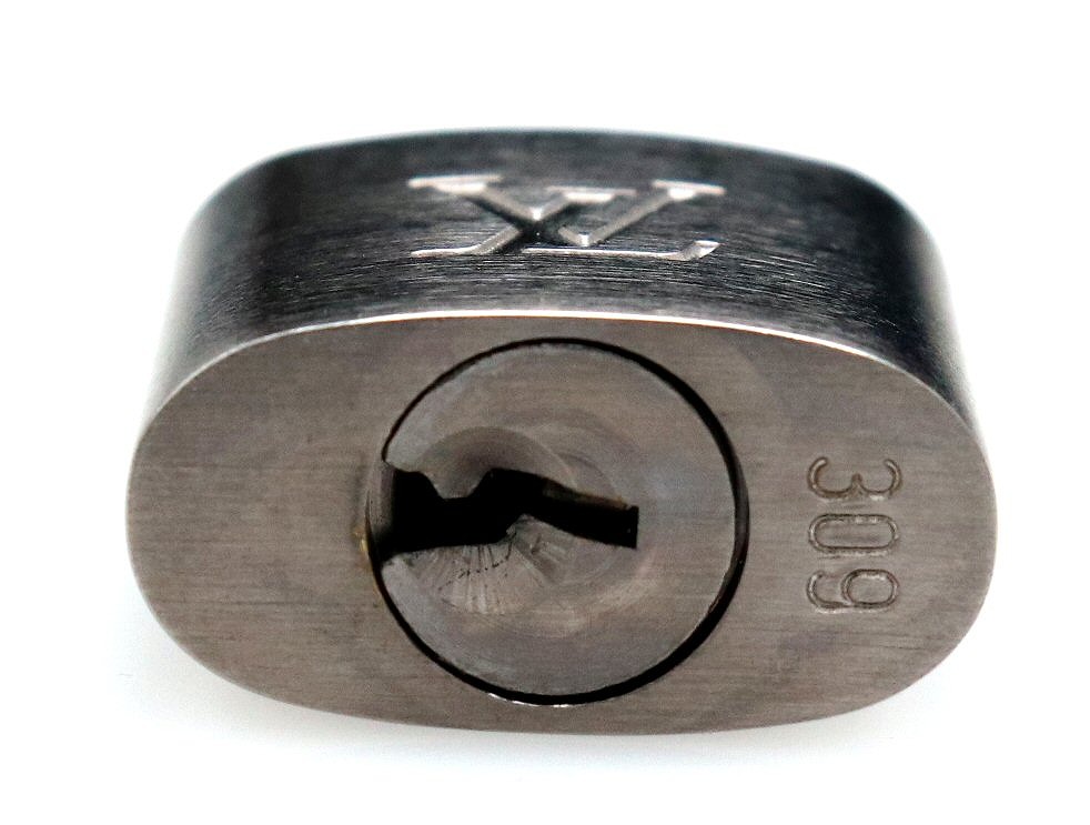 楽天市場】【新品未使用品】LOUIS VUITTON ルイ ヴィトン カデナ