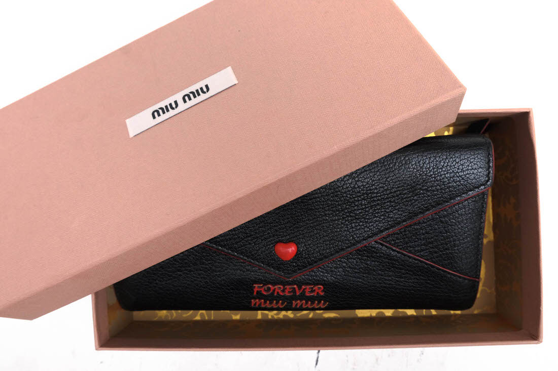 楽天市場】miumiu 長財布 ミュウミュウ 5MH013 2BQ3 F0002 MADRAS