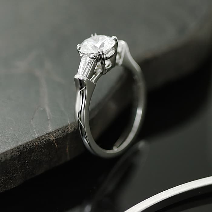 楽天市場】ハリー・ウィンストン ラウンドカット クラシックリング