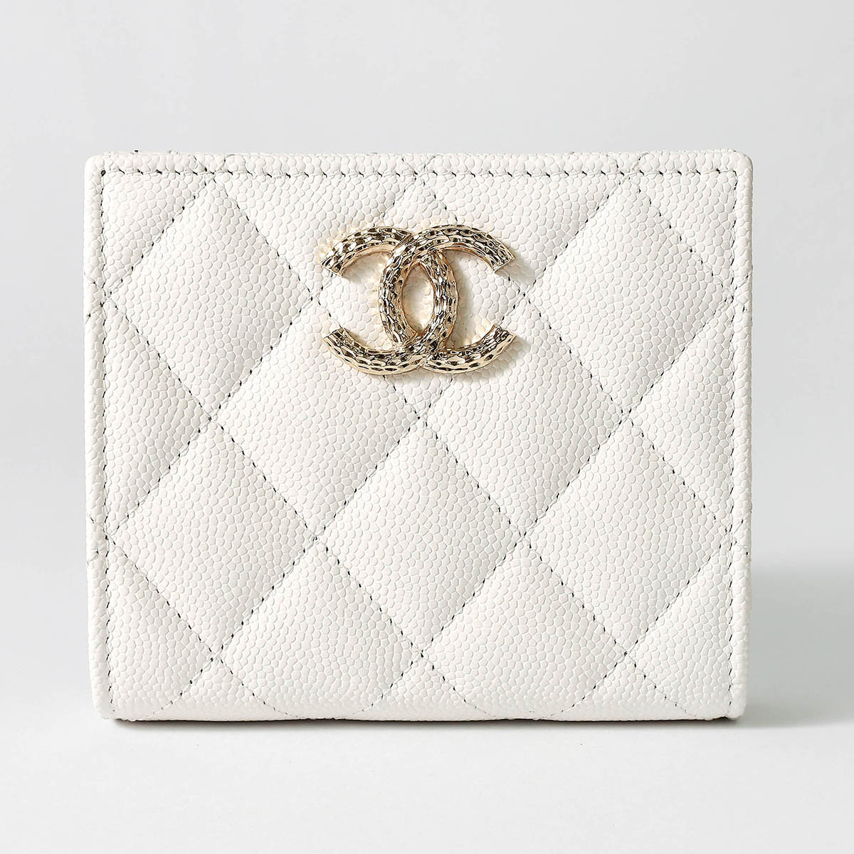 楽天市場】シャネル 2つ折り財布 CHANEL キャビアスキン CHANEL SMALL