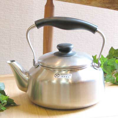 楽天市場】柳宗理デザインの調理器具 ステンレスケトル(つや消し) 2.5L