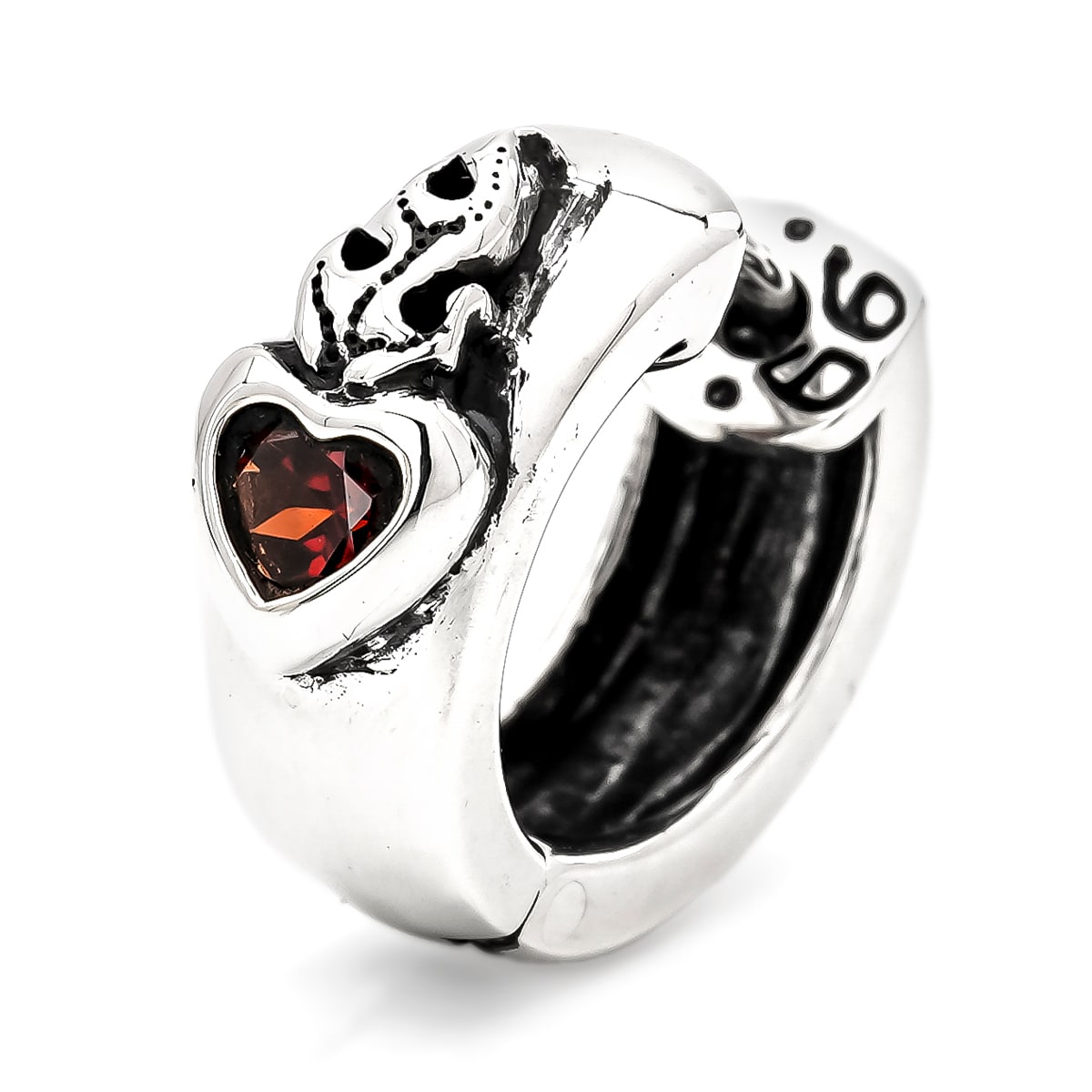 楽天市場】[公式] Leathers and Treasures セイクリッドハートピアス