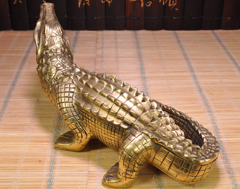 銅製 鰐 自在 在銘 置物 銅製 鰐 自在 在銘 置物 銅製 鰐 自在 在銘 置物