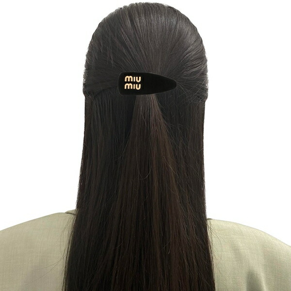 楽天市場】ミュウミュウ ヘアアクセサリー ロゴ ヘアクリップ ブラック