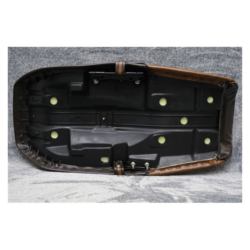 楽天市場】CBX400F タックロールシート 茶 ツートン 皮 鋲 打ち