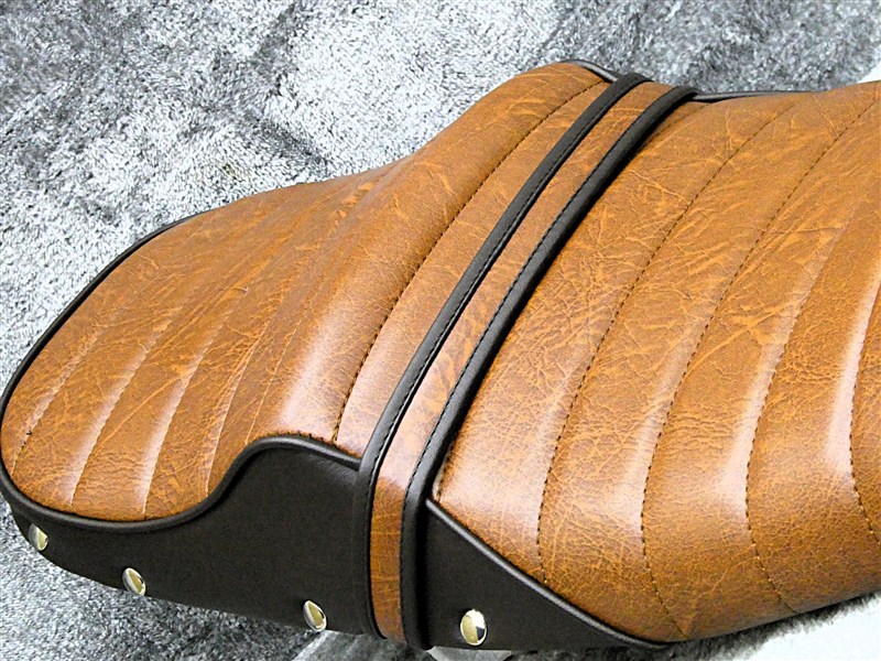 楽天市場】NC39 NC42 鋲打ち 茶ツートン タックロールシート