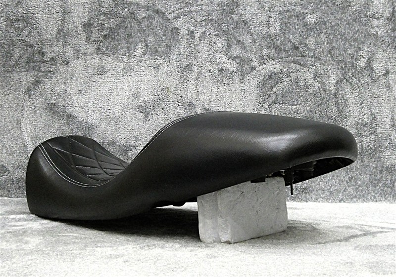 楽天市場】XSR125 黒皮 シングルシート /タンデム可 ブラウン RE46J