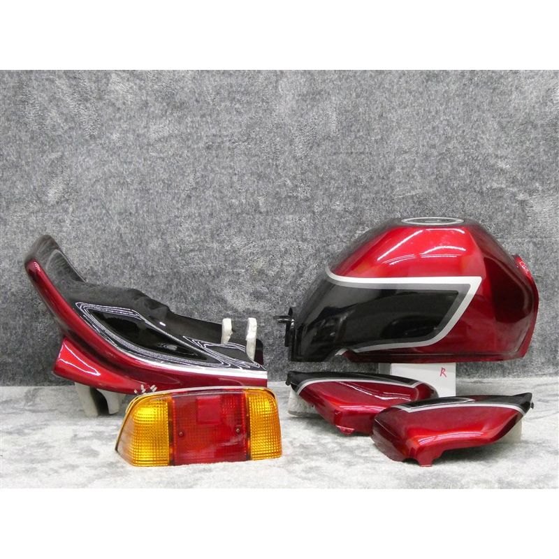 楽天市場】エイプ50 外装セット 赤黒 テールランプ STD CBX仕様