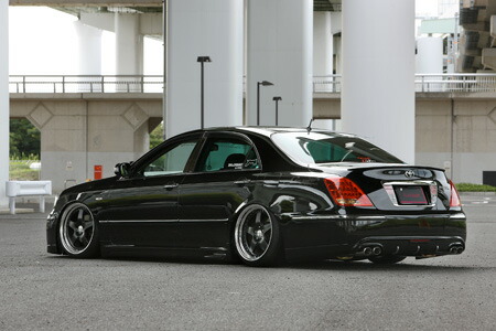 楽天市場】マジェスタ 18 後期 リアバンパー（LEDリアマーカー付