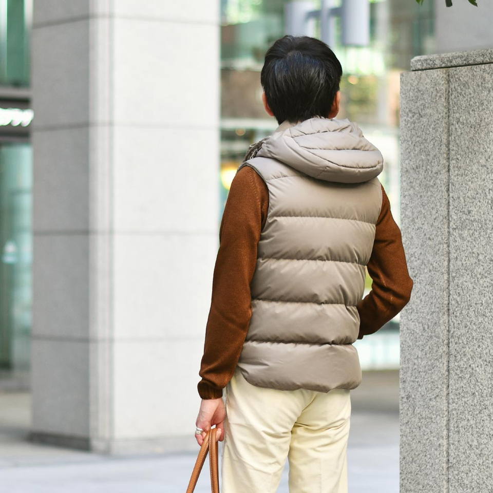 楽天市場】【size46】MOORER【ムーレー】フード付ダウンベスト FIRE WK