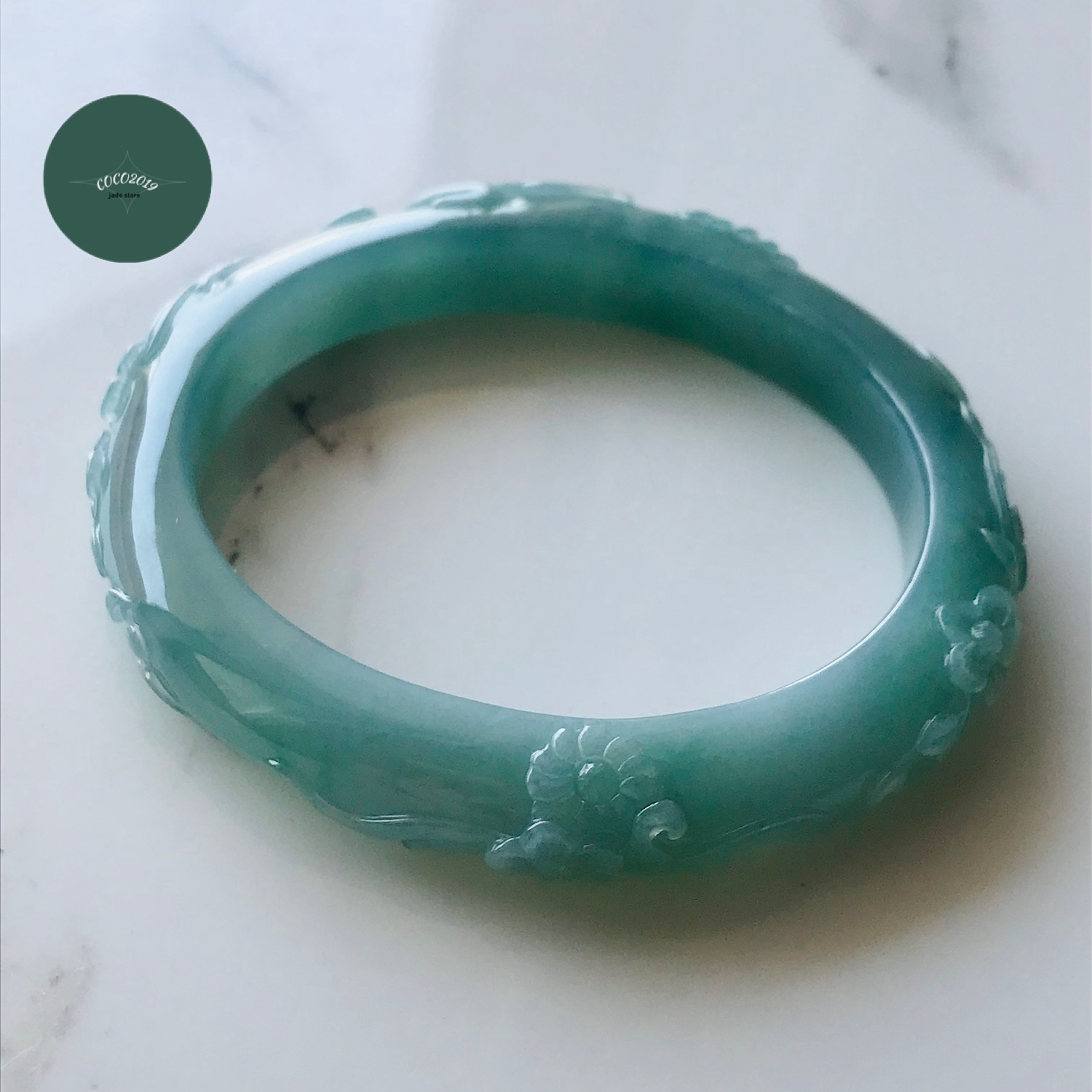 楽天市場】グアテマラ産 翡翠 ヒスイ バングル 一点もの 希少 ライト