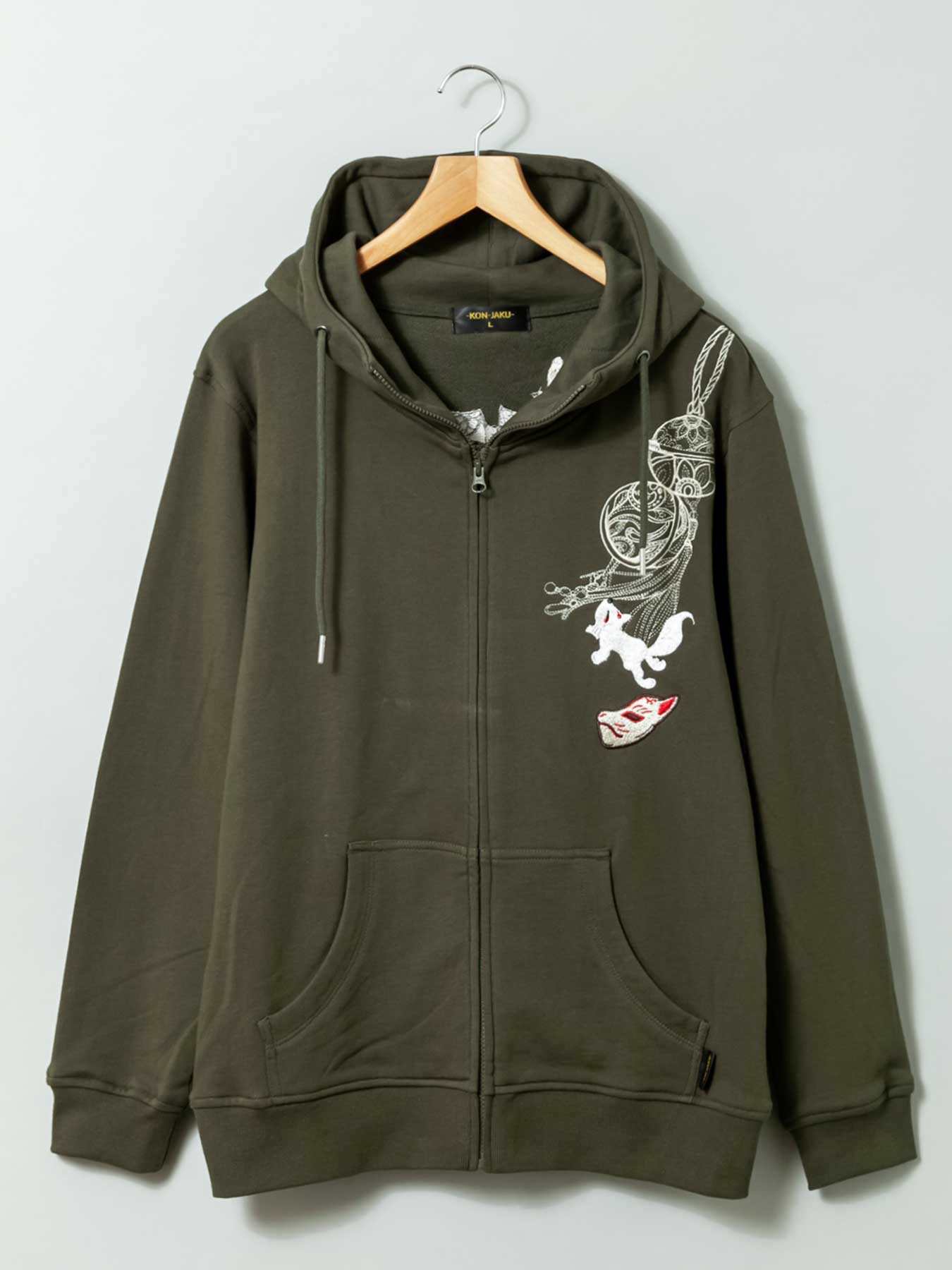 楽天市場】＜送料無料＞【今昔 -KON-JAKU-】“束ね熨斗と狐” 総刺繍 ZIP