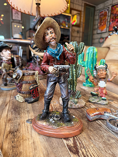 楽天市場】カウボーイ フィギュア （ガンマン） ウエスタン スタチュー