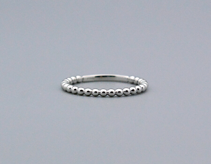 楽天市場】ハーフエタニティーボール リング2ミリK10K18PTホワイト