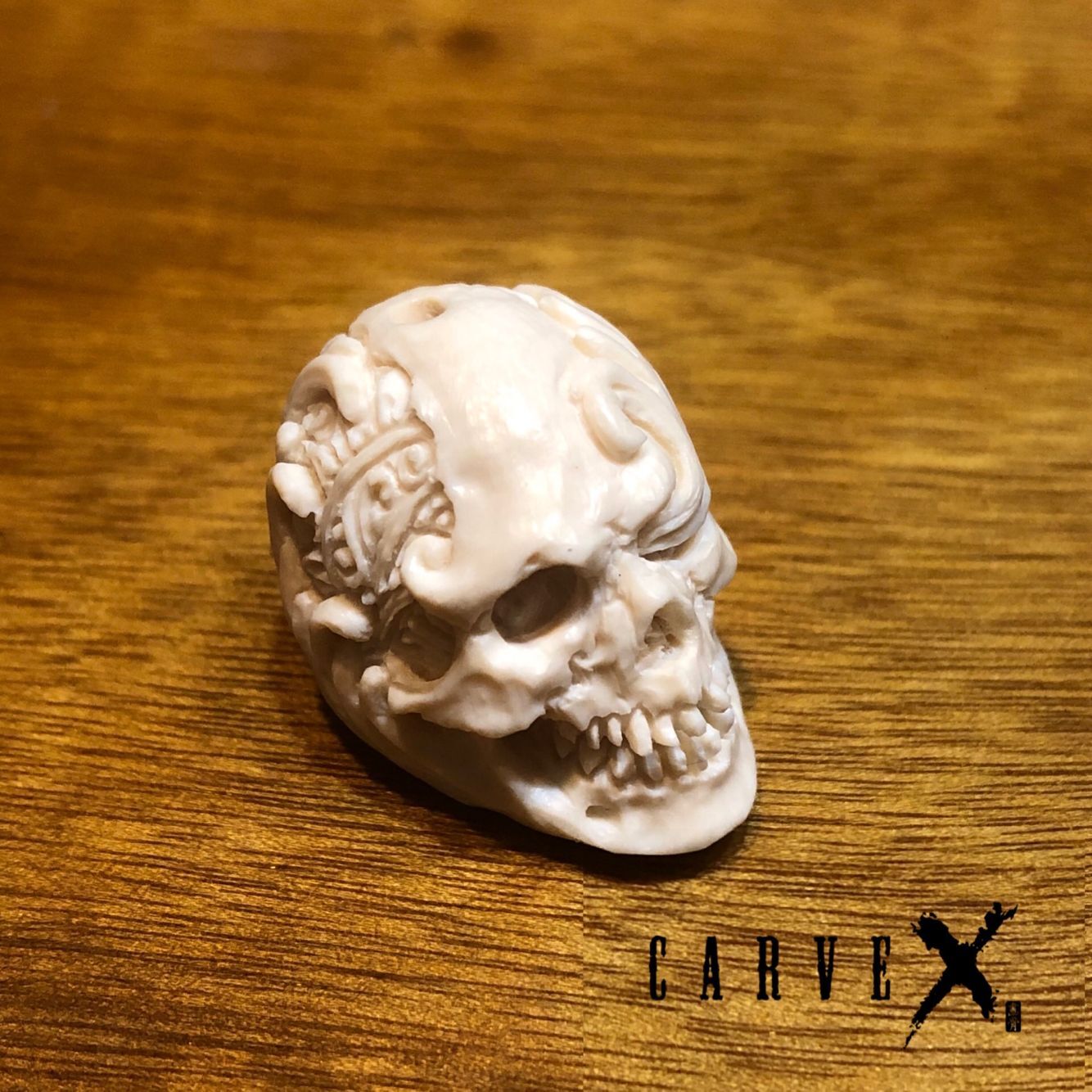 楽天市場】マンモス牙 ☆畫骨CARVEX☆ 日本製 手彫り 唐草和柄 髑髏