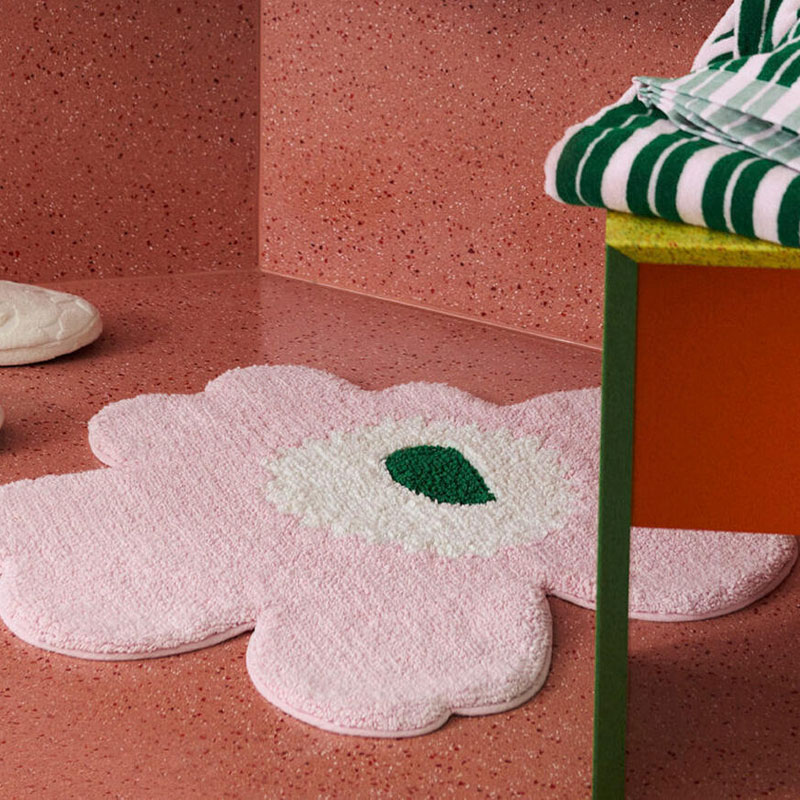 ウニッコバスマット ピンク マリメッコラグ marimekko マリメッコ