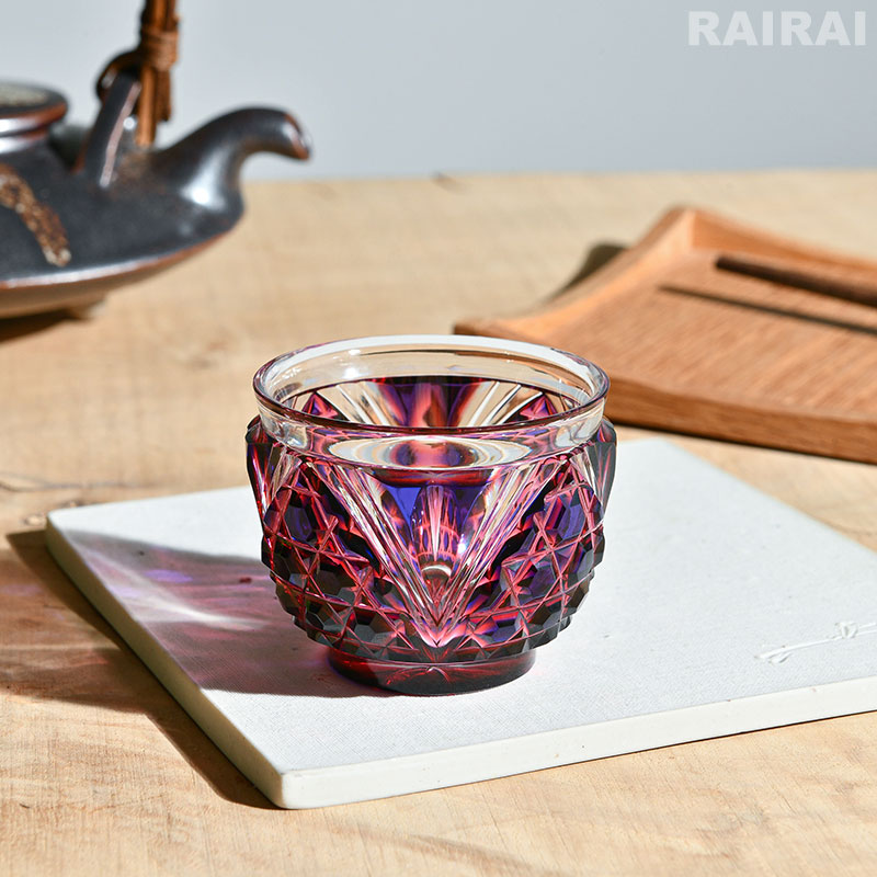 楽天市場】薩摩切子 二色猪口 大 cut208 ルリ金赤 二色衣 二色被せ