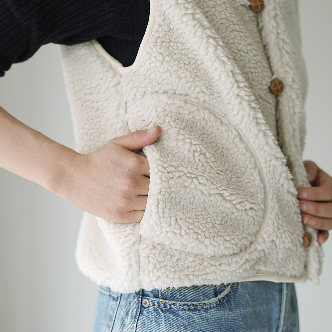 K*K様 Gymplehx フード付きボアベスト ホワイト K*K様 Gymplehx フード