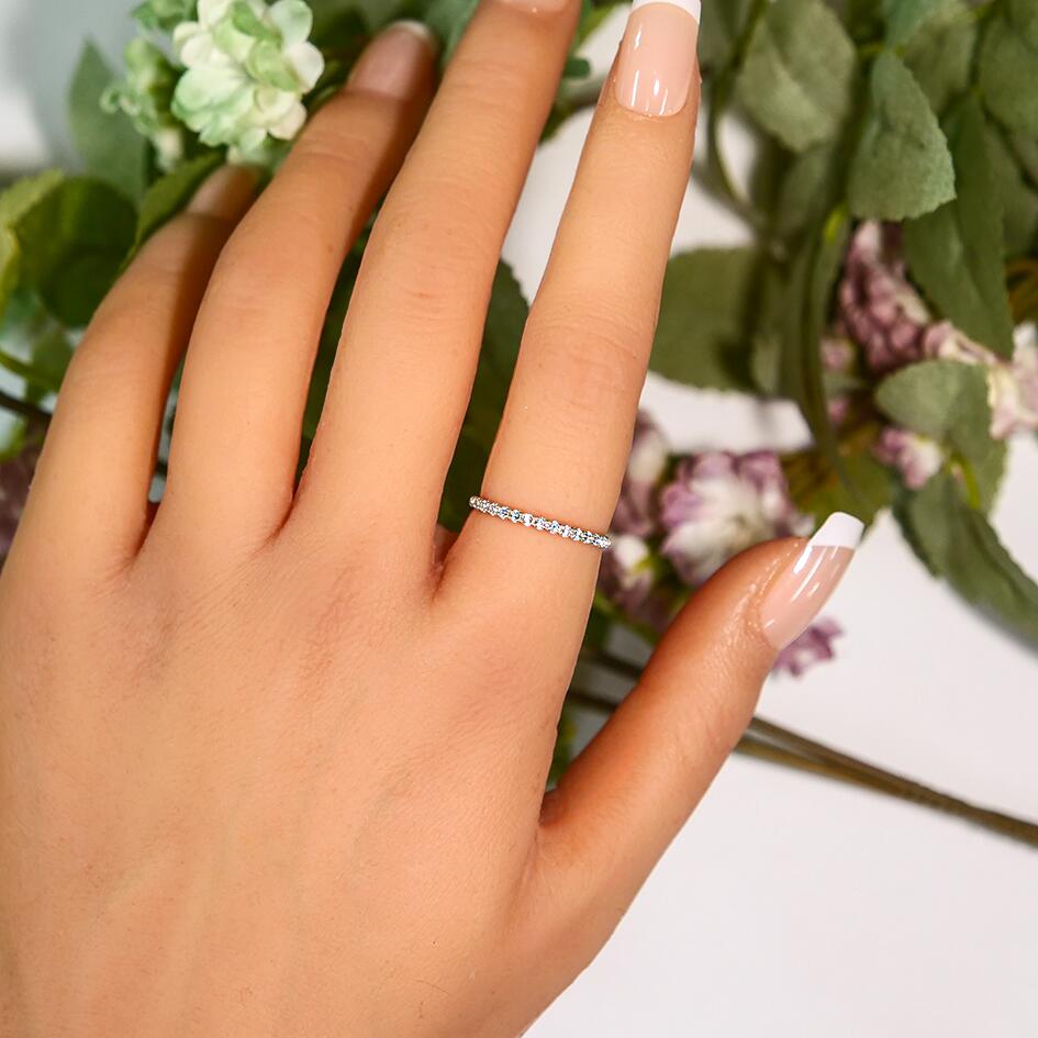 楽天市場】スキニー エタニティリング 極細リング モアサナイト