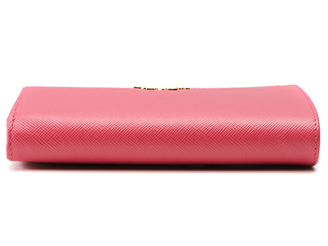 さとみ✨PRADA 1M1225 二つ折り財布 ピンク サフィアーノレザー 楽天