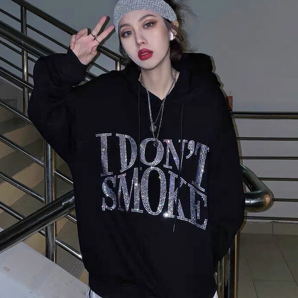 楽天市場】パーカー ラインストーン ロゴ オーバーサイズ 黒 ブラック