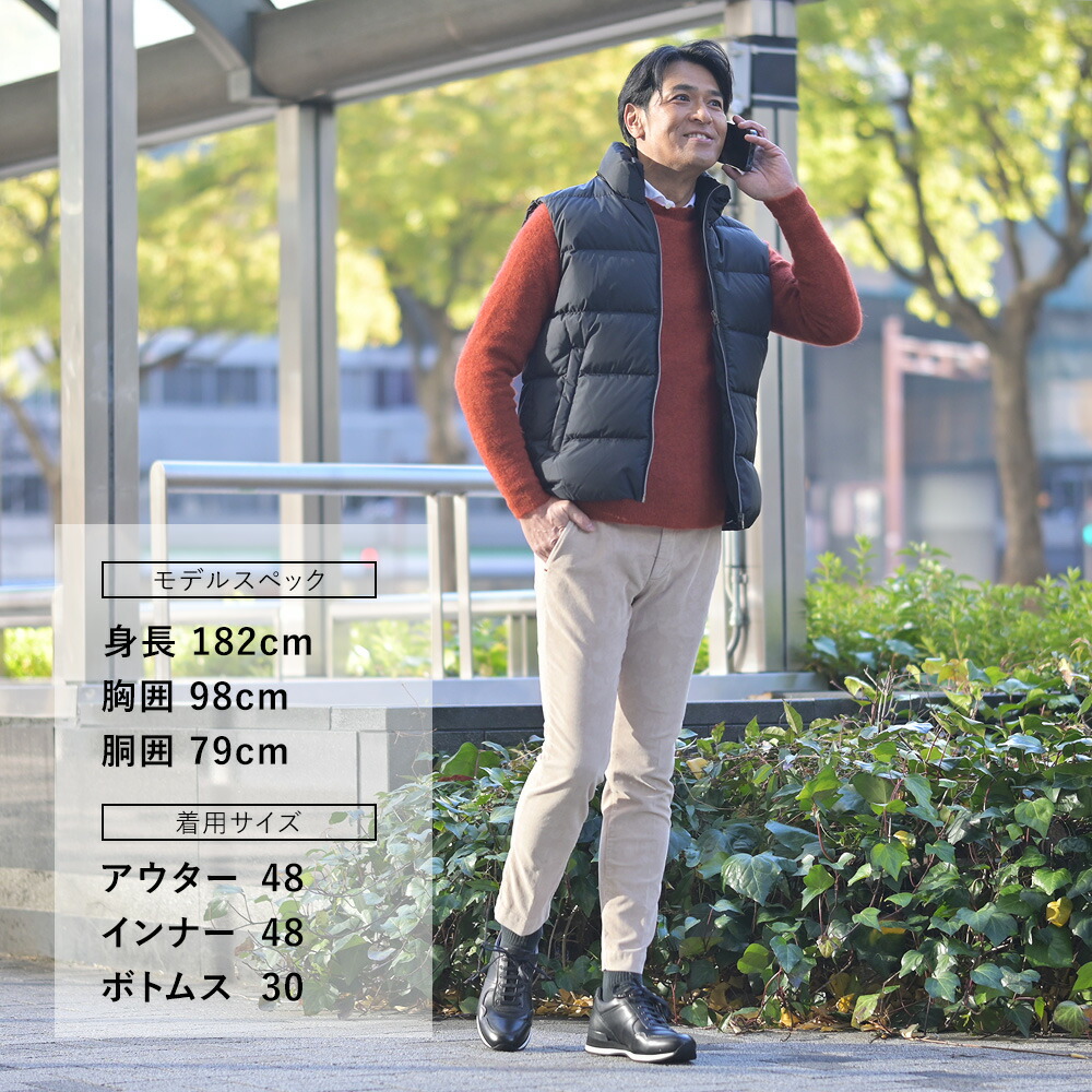 新品タグ付 ヘルノ 黒 ダウンベスト 44 HERNO（ヘルノ） ダウンベスト