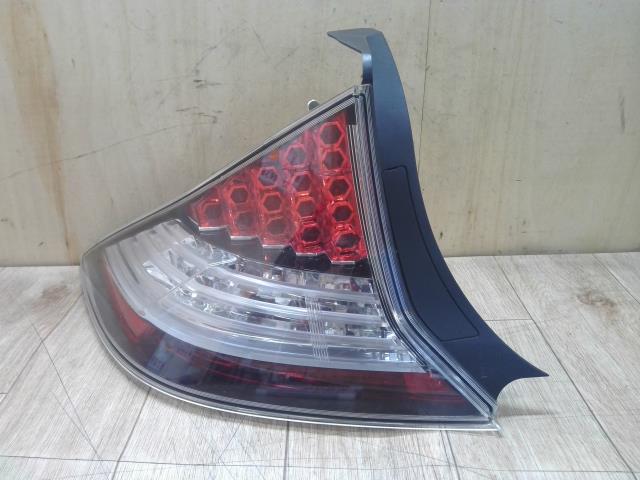 ホンダ ○AA-448 新車外し ZF1 CR-Z 純正右テールランプ○ CR-Z ZF1