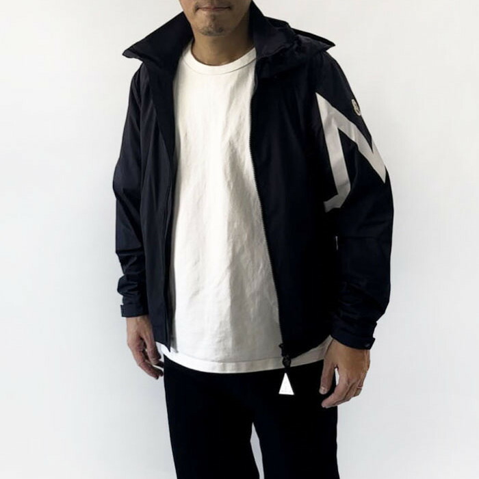 楽天市場】＼最安値に挑戦／【新品】 モンクレール MONCLER 1A001 52