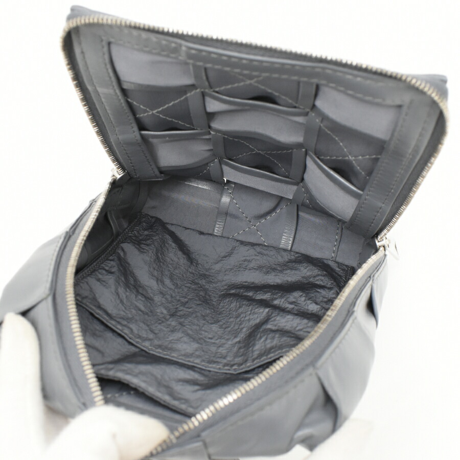 中古 ボッテガヴェネタ グレー ケース ファスナー 中古 ボッテガ