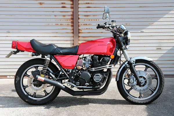 楽天市場】【565/566】 送料無料！ 新品 Z400FX 外装セット レッド