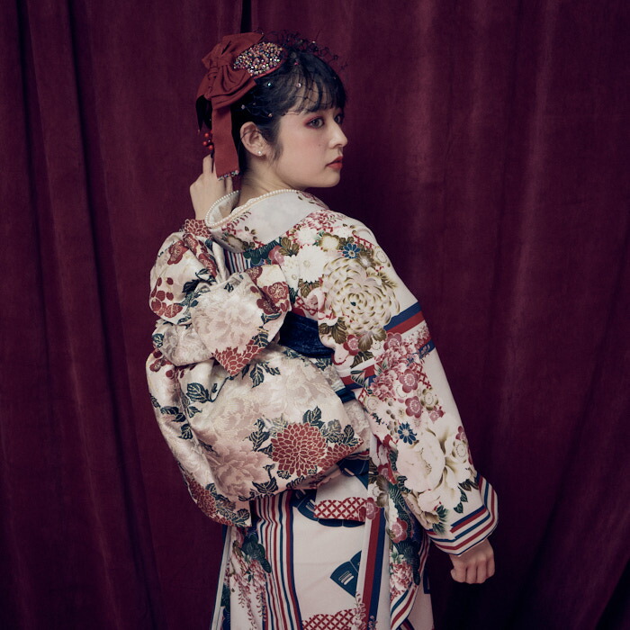 楽天市場】【予約商品】振袖単品「 花蝶妃 」公式 ふりふ 振袖 蝶 扇