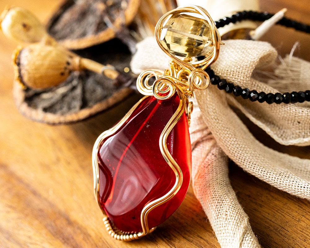 楽天市場】一点物 大粒 天然 ルビーレッド アンバー & バイカラー