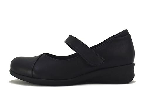 楽天市場】ミスキョウコ 革 Vカット ストラップパンプス : GHILLI