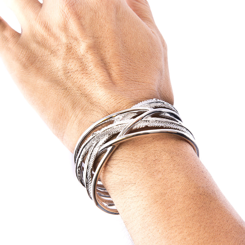 楽天市場】アルテミスクラシック フェザーラップバングル Artemis