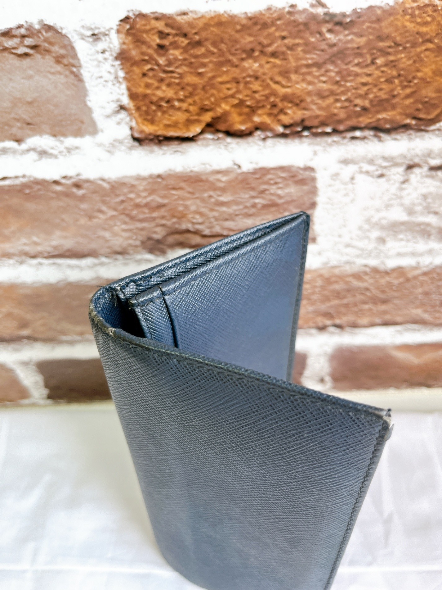 楽天市場】【卸価格!!】PRADA/プラダ 長財布 二つ折り財布 ネイビー