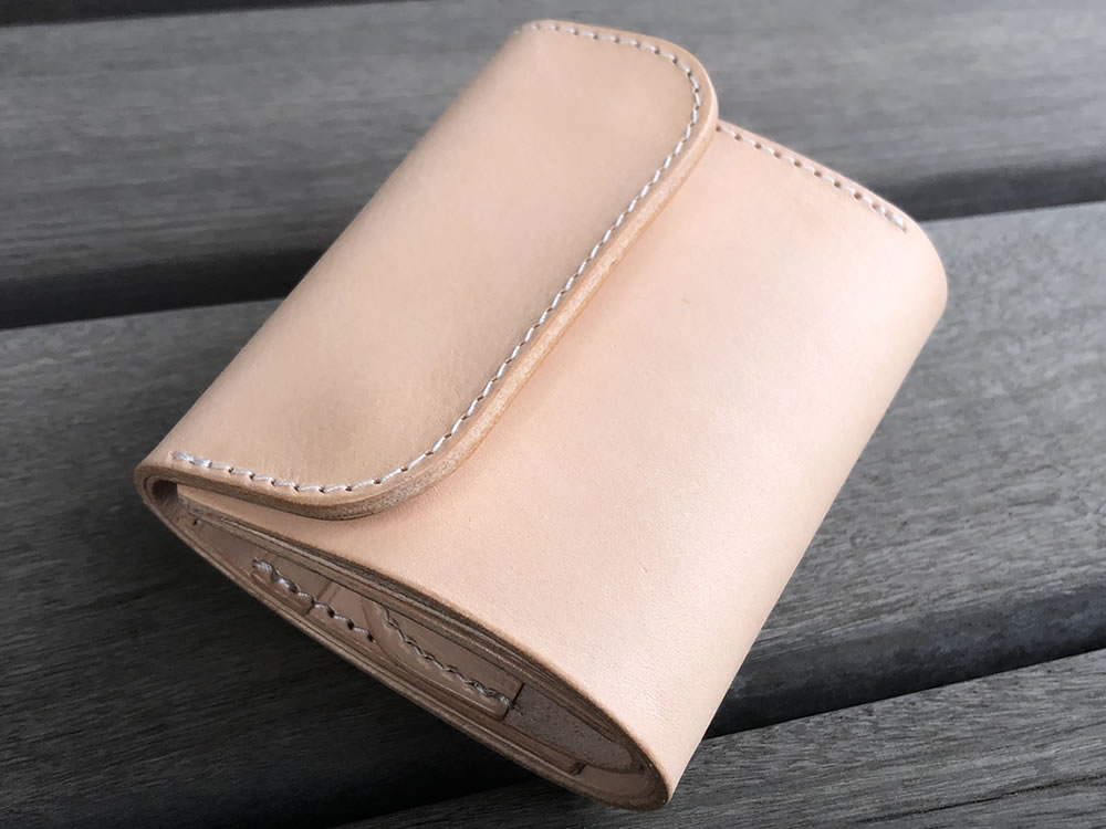 楽天市場】財布 コンパクト ミニウォレット イタリアンレザー 生成りの