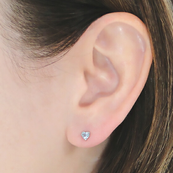 楽天市場】【ネコポス便】Pt900 アクアマリン ハート ピアスカラー