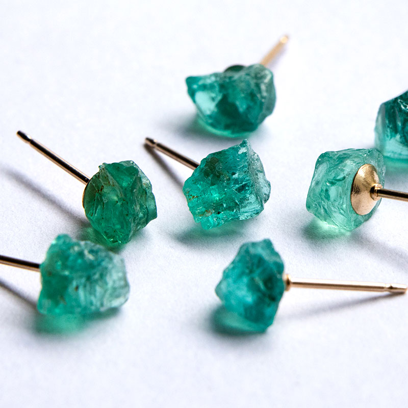 503a 708 714 エンジェルラダー アパタイト 水晶ラフロック ピアス